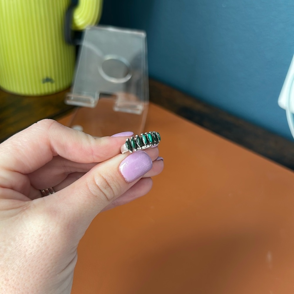 Vintage Zuni Green Turquoise Ring
